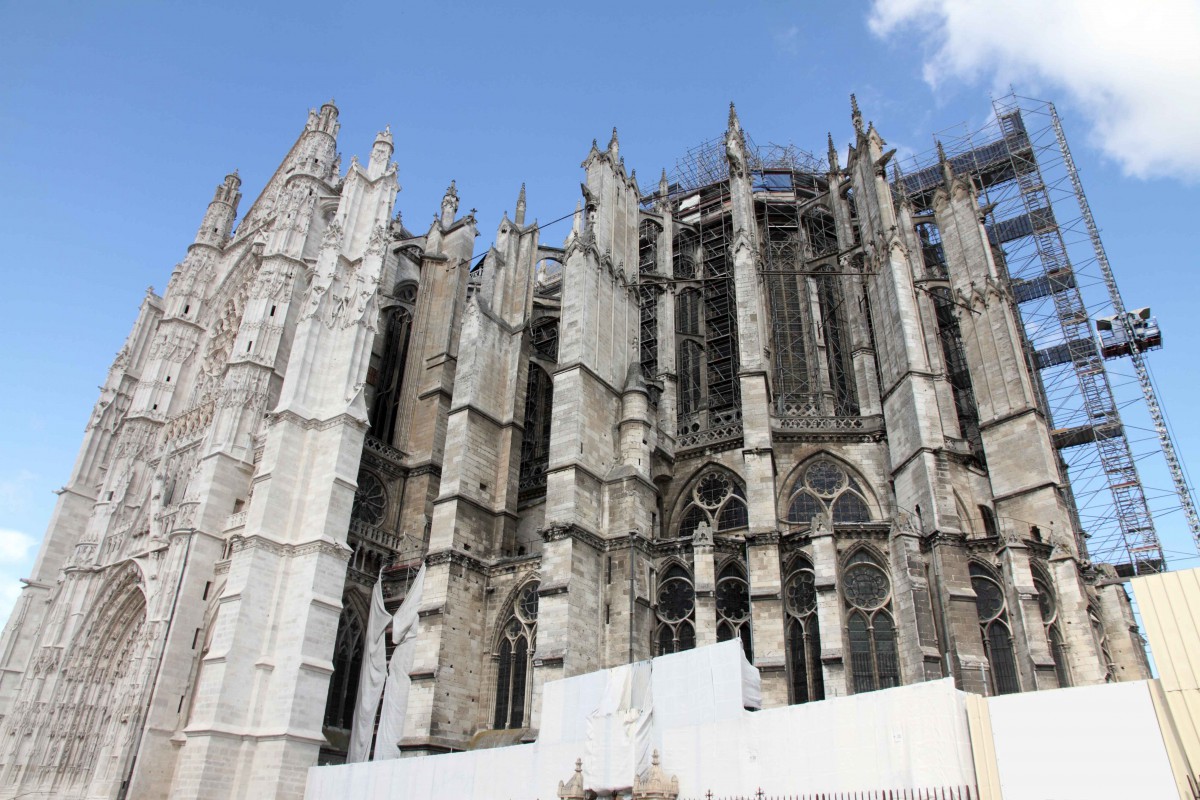 Work on Beauvais cathedral - Stock Photos from Ana del Castillo - Shutterstock