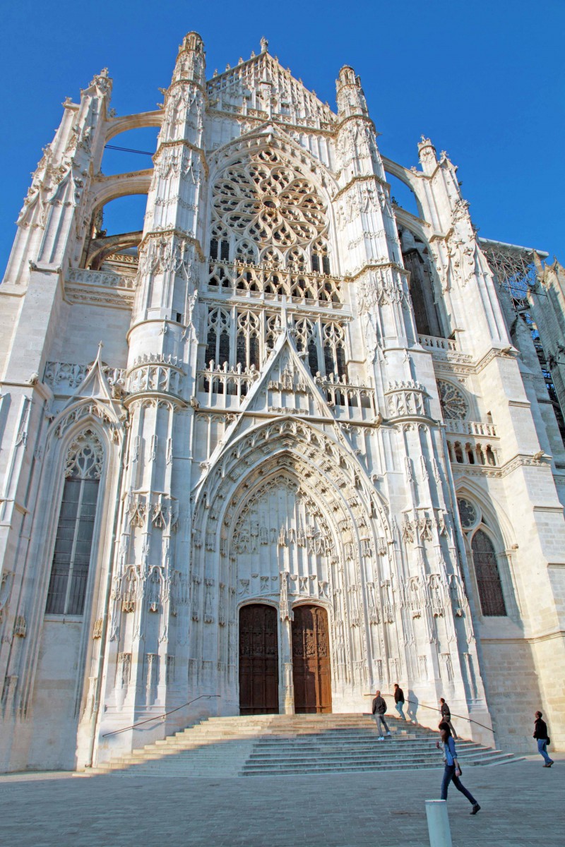 Transept of Beauvais Cathedral - Stock Photos from Ana del Castillo - Shutterstock