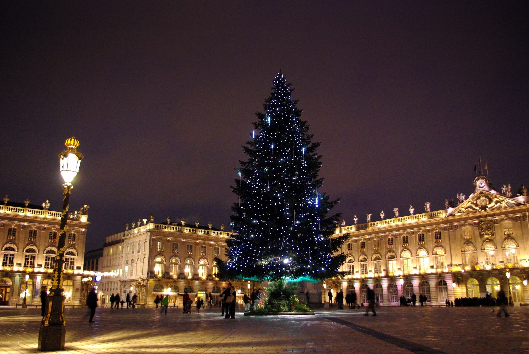 The traditions of the French Christmas Tree - French Moments