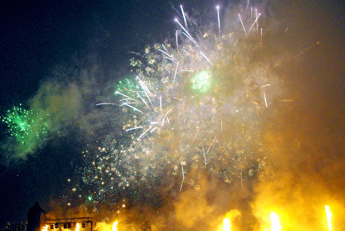 New Year's Eve fireworks © French Moments