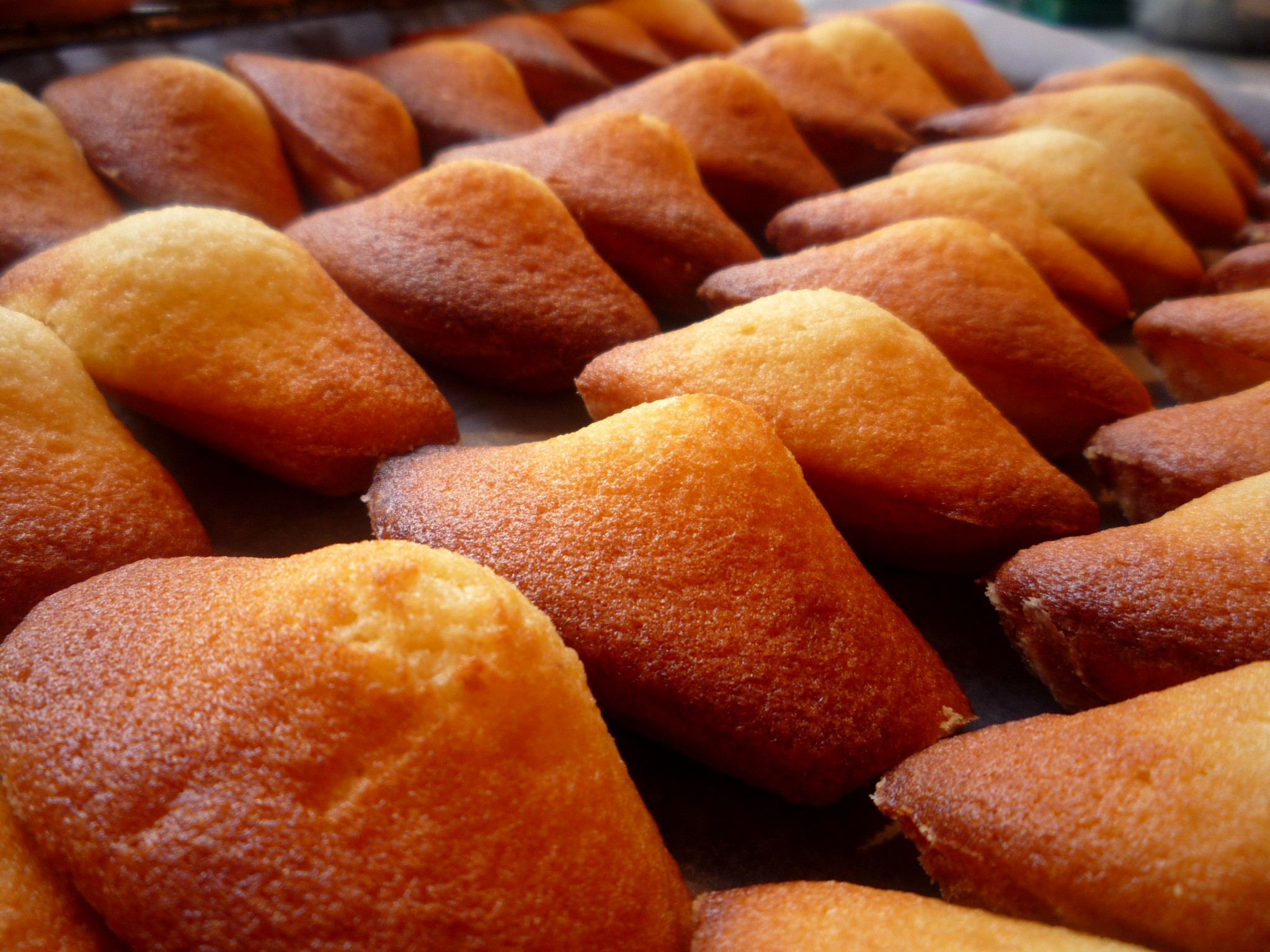 Best Madeleines (French Butter Cakes) Recipe