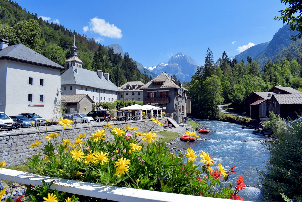 The village of Sixt Fer à Cheval in Haute-Savoie © French Moments