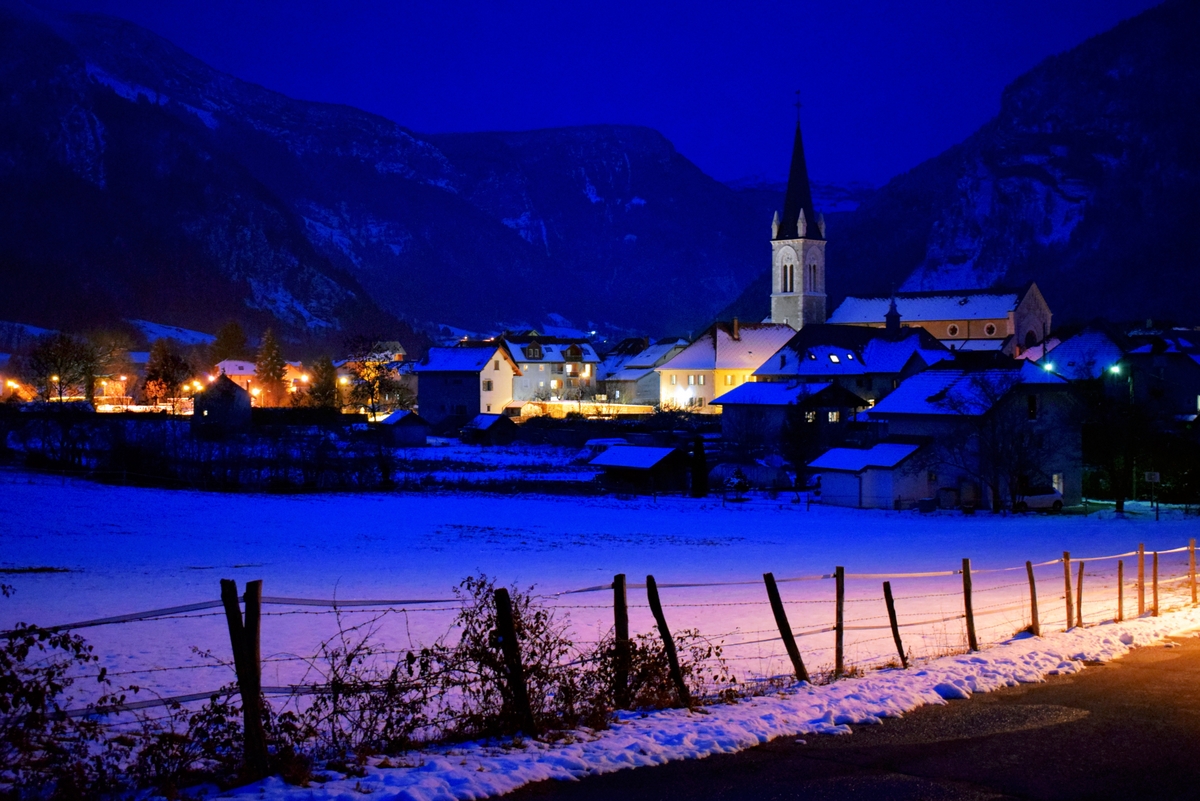 Thorens-Glières by night © French Moments