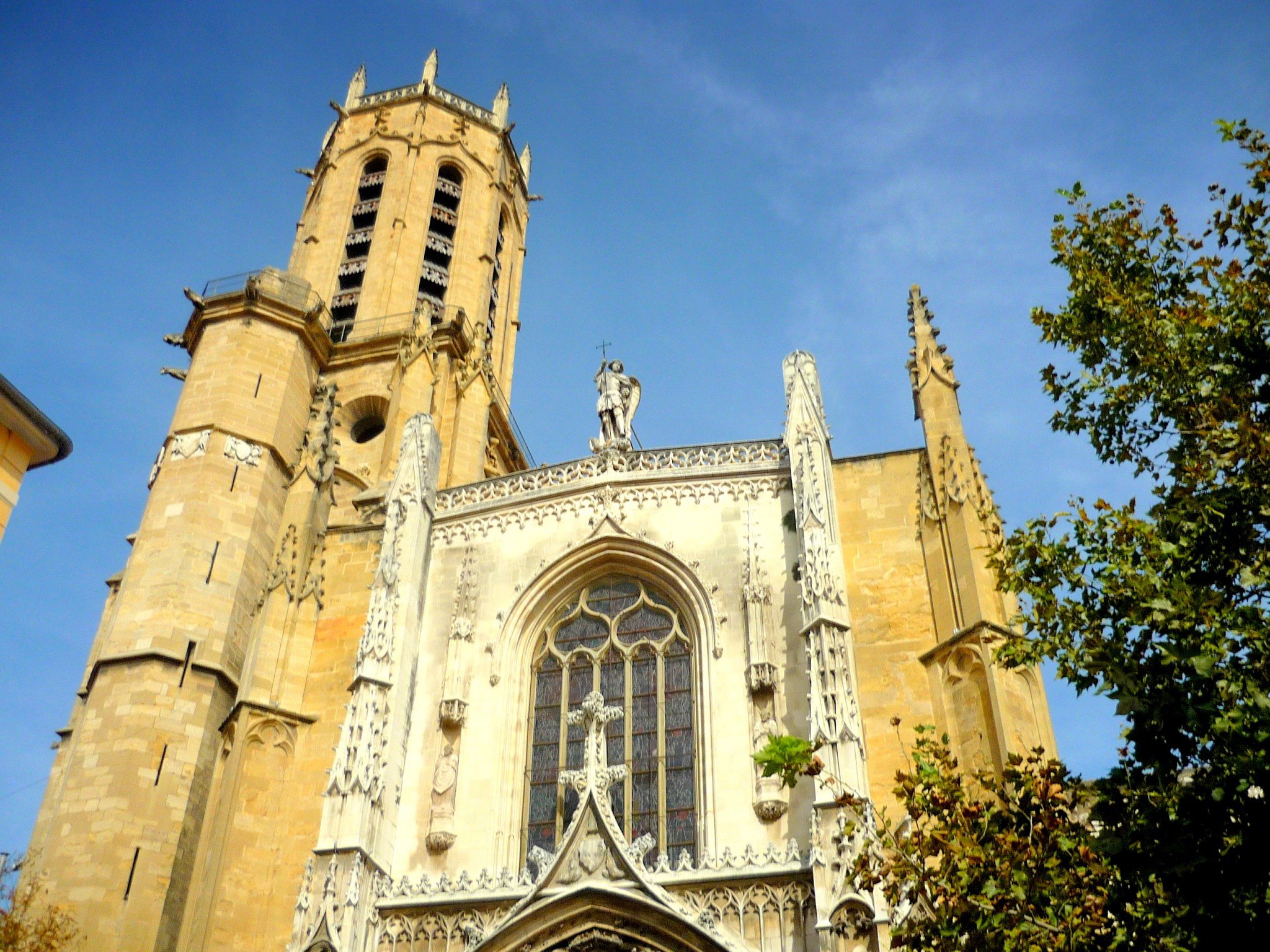 West front of the cathedral of Aix-en-Provence © French Moments