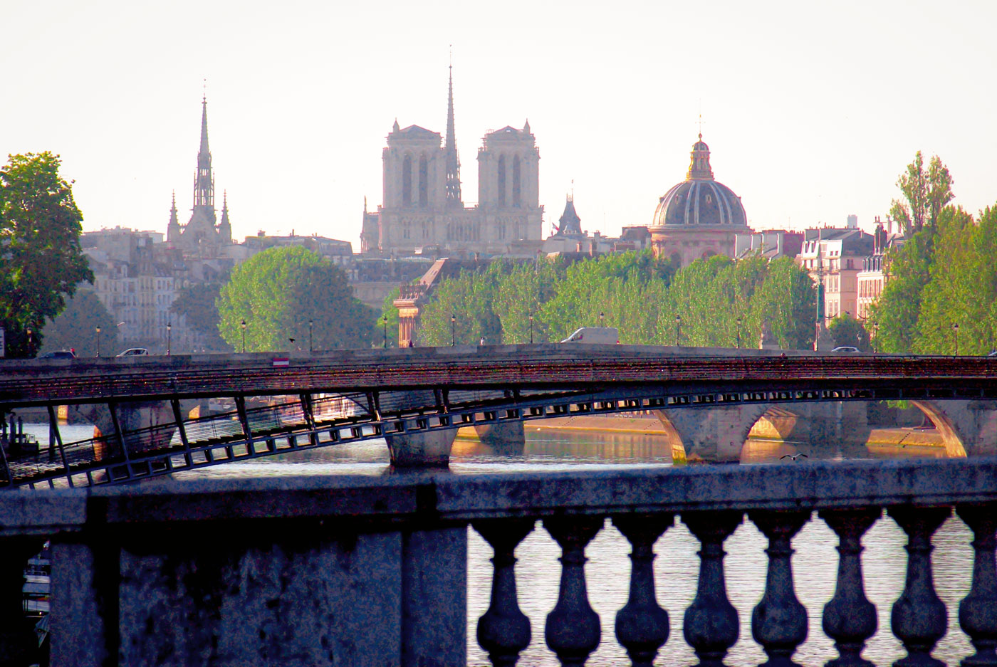 The bridges of Paris © French Moments
