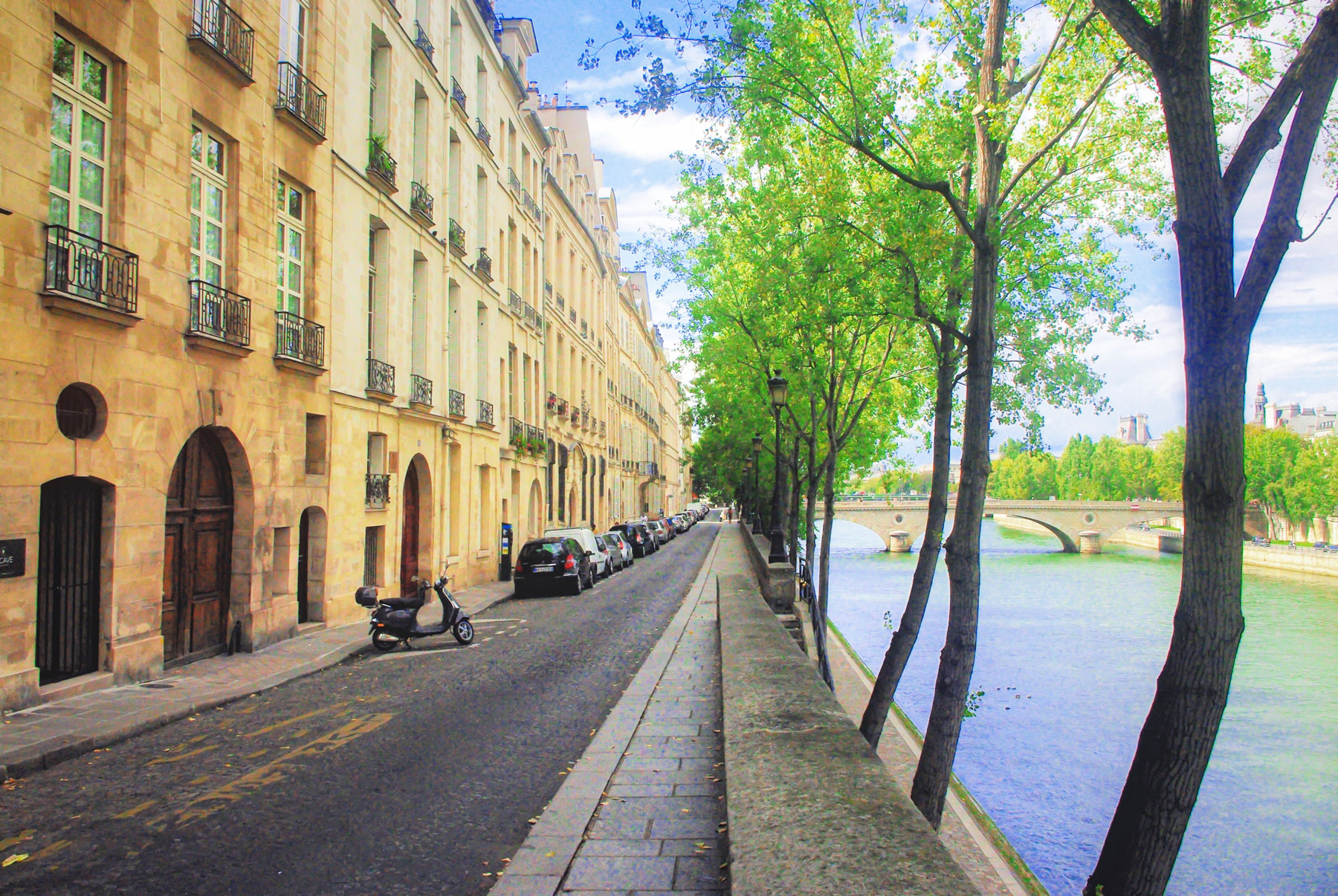 River Seine in Paris - A Famous Historical and Cultural Hub in Paris – Go  Guides