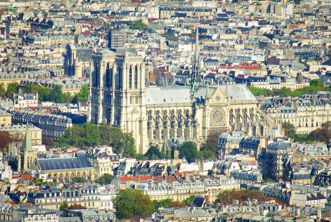 10 Panoramic View of Paris - Notre-Dame de Paris © French Moments
