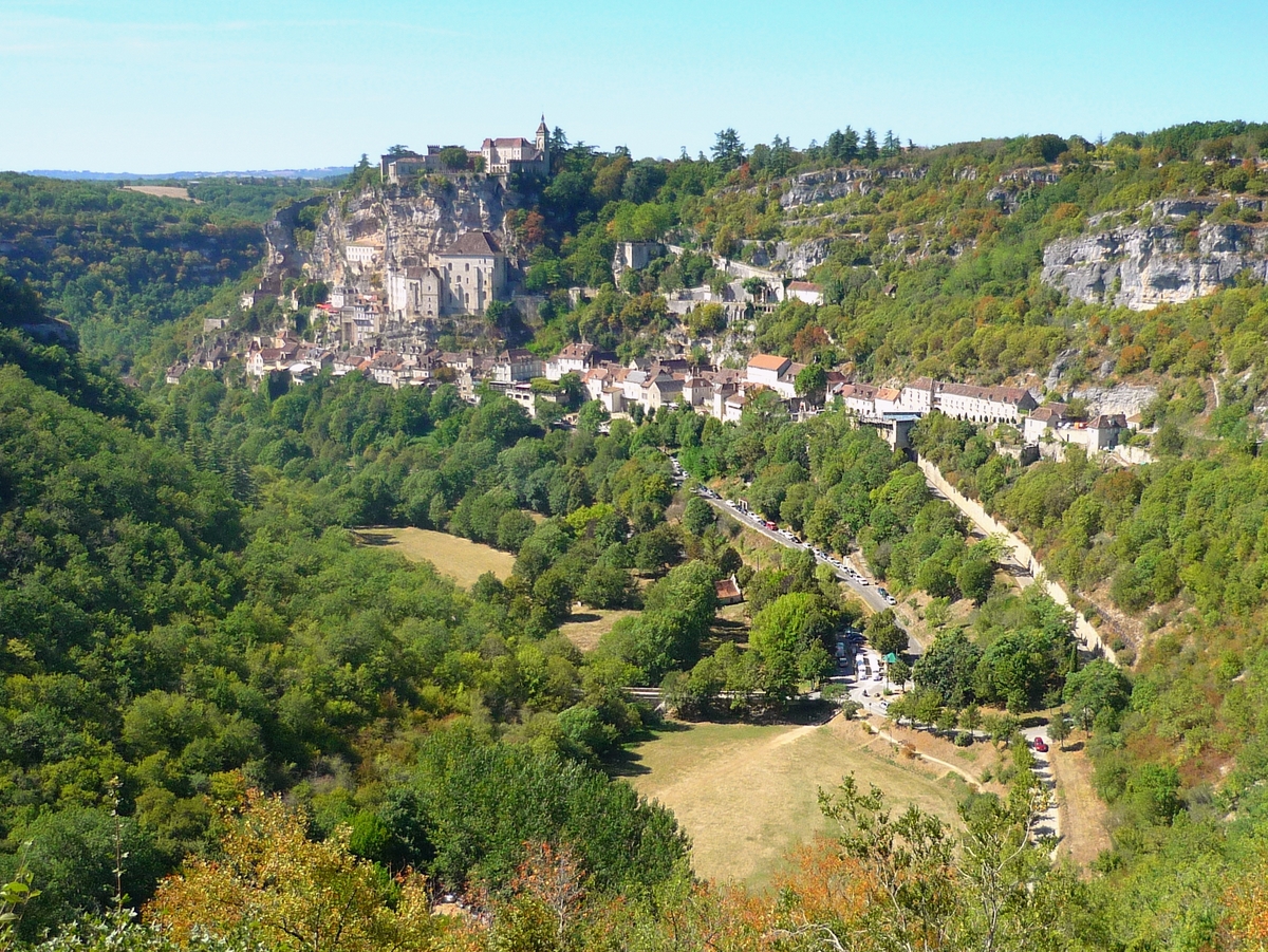 Rocamadour viewed from L'Hospitalet © French Moments