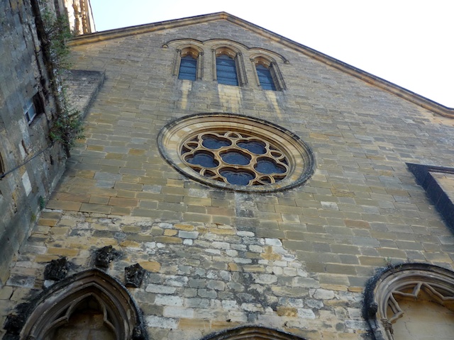 Portal of Saint-Cyprien Church © French Moments