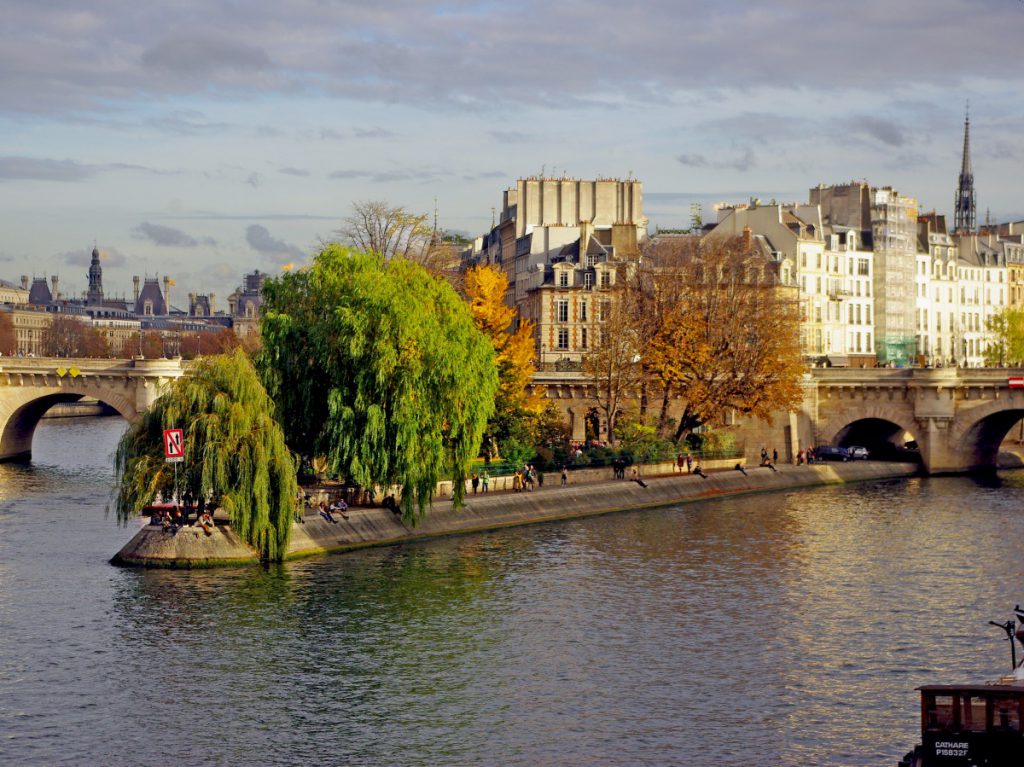 View of All there is to know about Autumn in France - French Moments