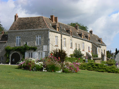 Relais Louis XI © Office de Tourisme du Val des Mauves at Meung-sur-Loire