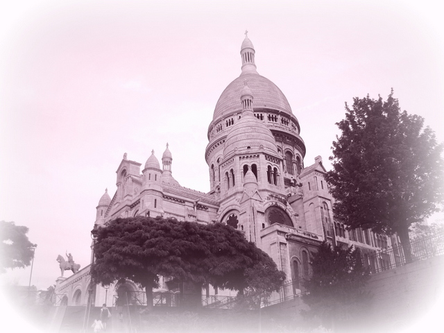 Montmartre Pink 01 © French Moments