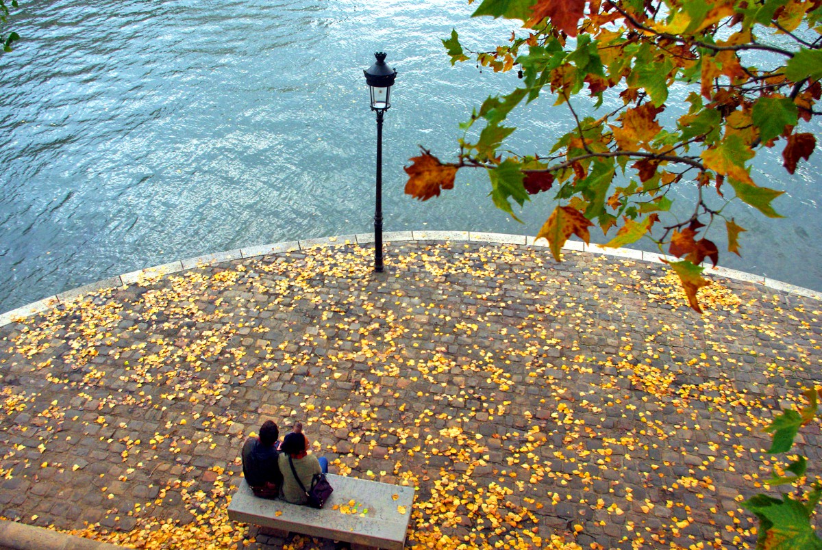 Paris in Autumn © French Moments