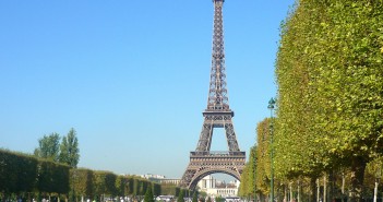 Paris © French Moments - Tour Eiffel Structure 01