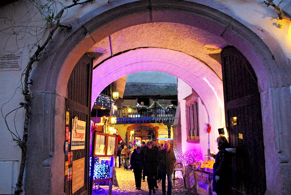 Riquewihr Christmas Market © French Moments