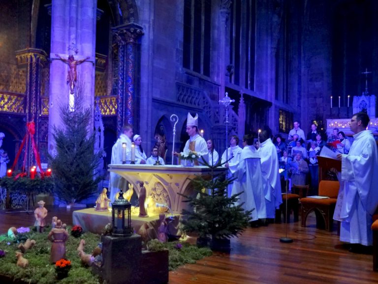 15 French Traditions of Christmas You Should Know! French Moments