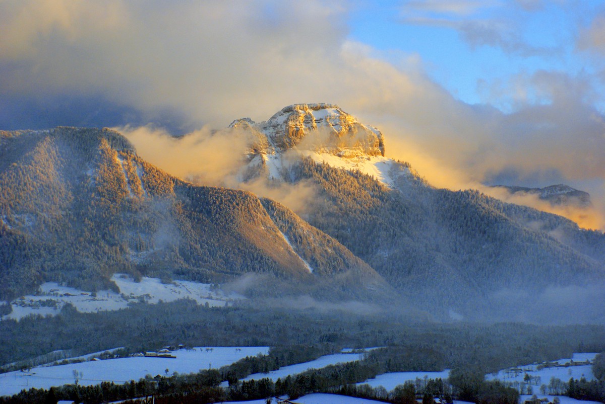 A French Winter Wonderland in the Alps © French Moments