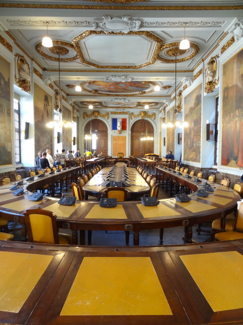 Toulouse Capitole Council Room © Don-vip - licence [CC BY-SA 3.0] from Wikimedia Commons