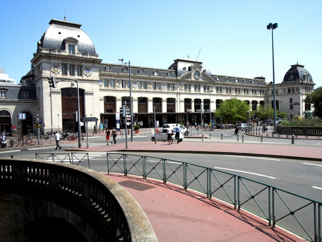 Toulouse Matabiau Railway Station © ignis - licence [CC BY-SA 3.0] from Wikimedia Commons