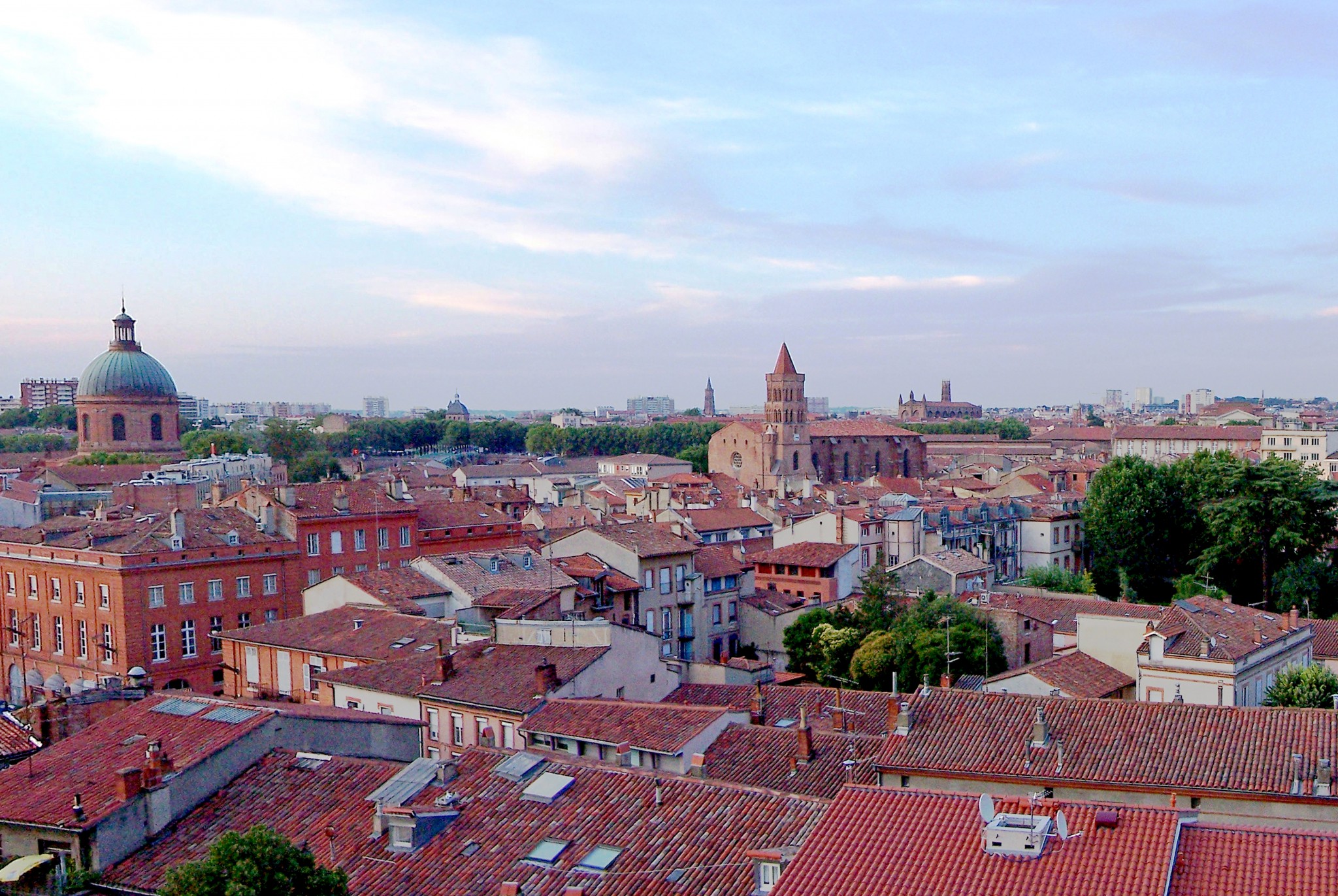 Largest cities of France - Toulouse Old Town © Ceridwen - licence [CC BY-SA 3