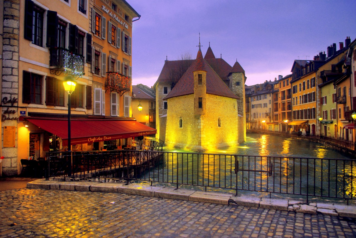 Annecy in December © French Moments