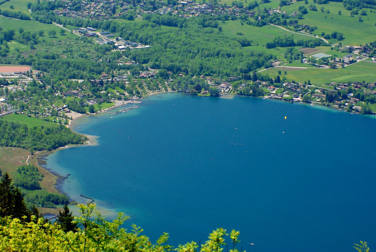 Bout du Lac from Col de la Forclaz © French Moments