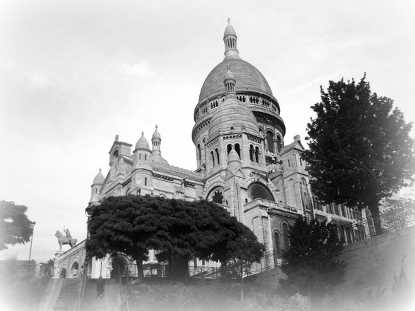 Sacré-Cœur Montmartre Paris Black and White Paris © French Moments