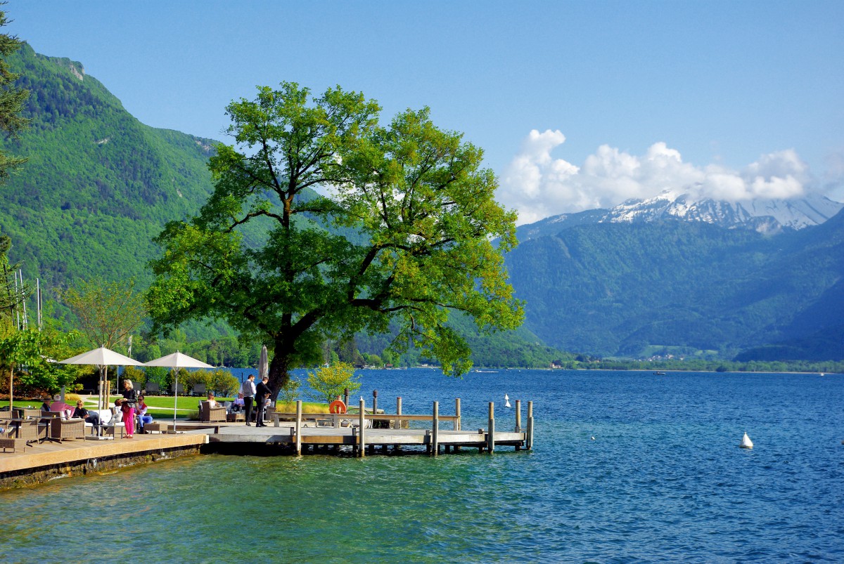 Lake Annecy from Talloires © French Moments