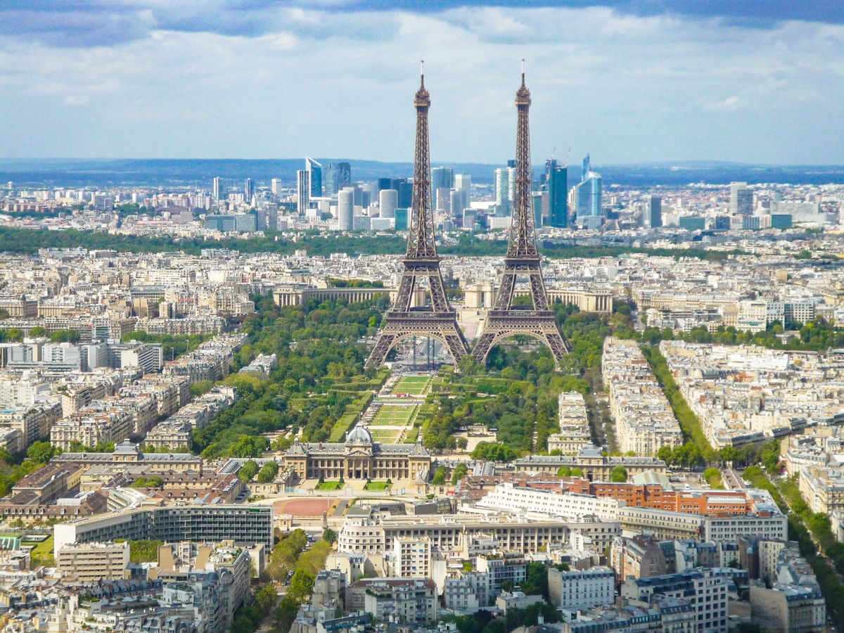 Top 10 Funny facts about Paris © French Moments