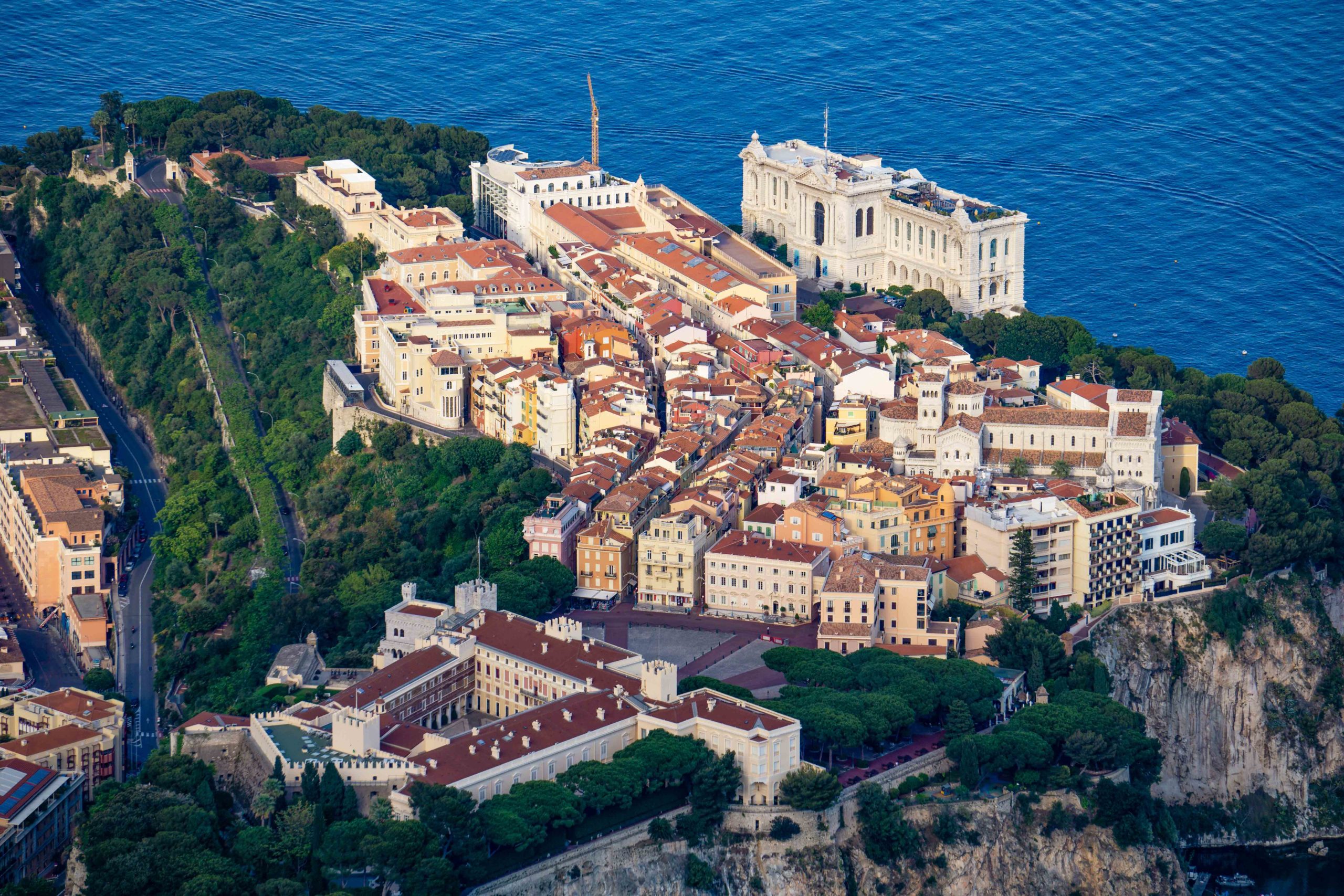 Rocher de Monaco from above © Einaz80 - licence [CC BY-SA 4.0] from Wikimedia Commons