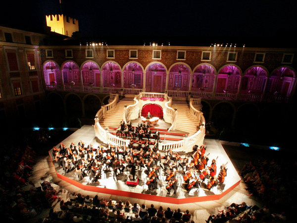 Palais Princier Cour d'Honneur © Monaco Press Centre Photos