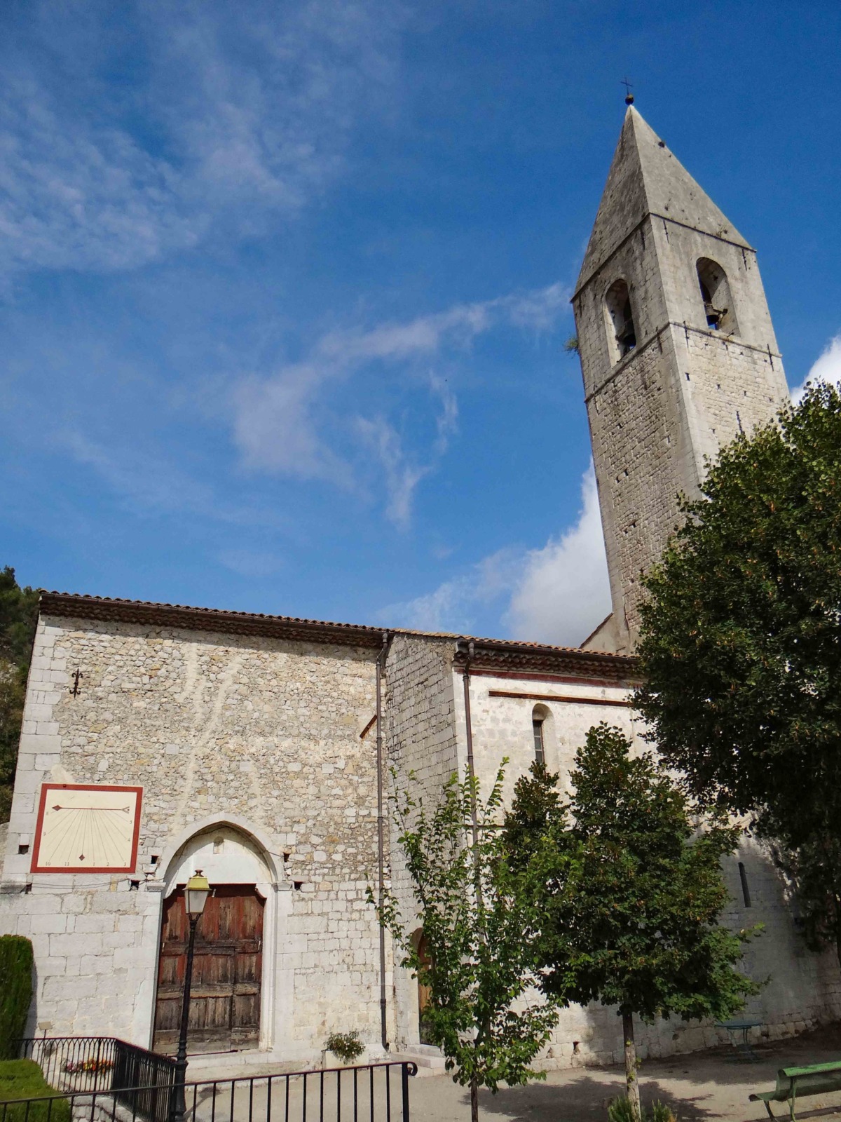 The church of Sainte-Marie de l'Assomption © Mossot - licence [CC BY-SA 3.0] from Wikimedia Commons
