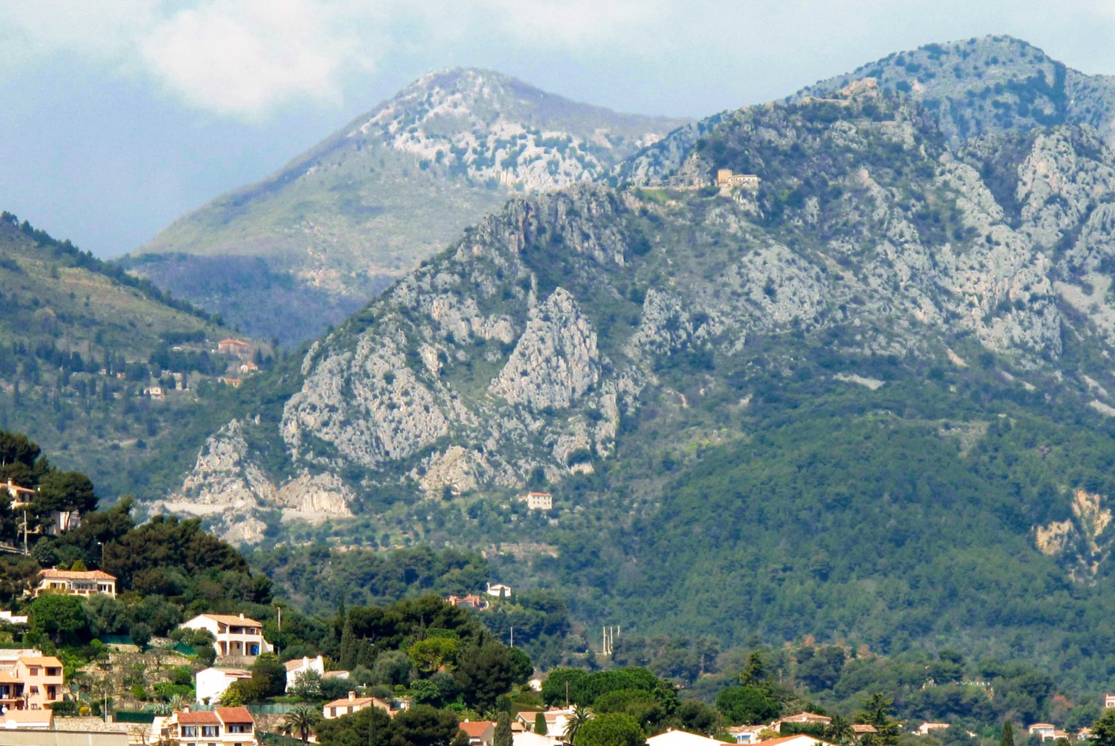 View of Sainte-Agnès from Cap Martin. Photo: Tangopaso (Public Domain)