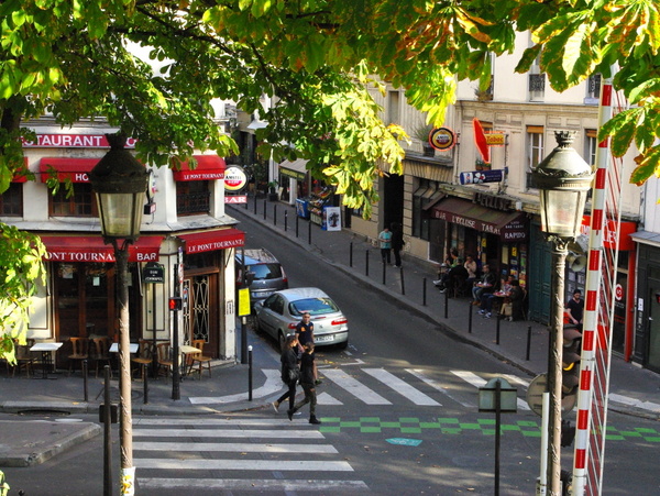 10th arrondissement Paris © French Moments