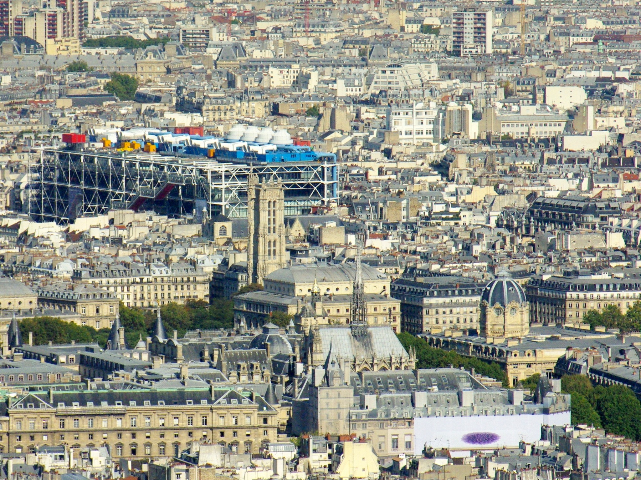 Fourth Arrondissement of Paris from above © French Moments