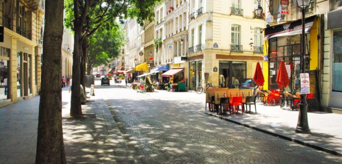Rue Montmartre, Second Arrondissement of Paris © French Moments