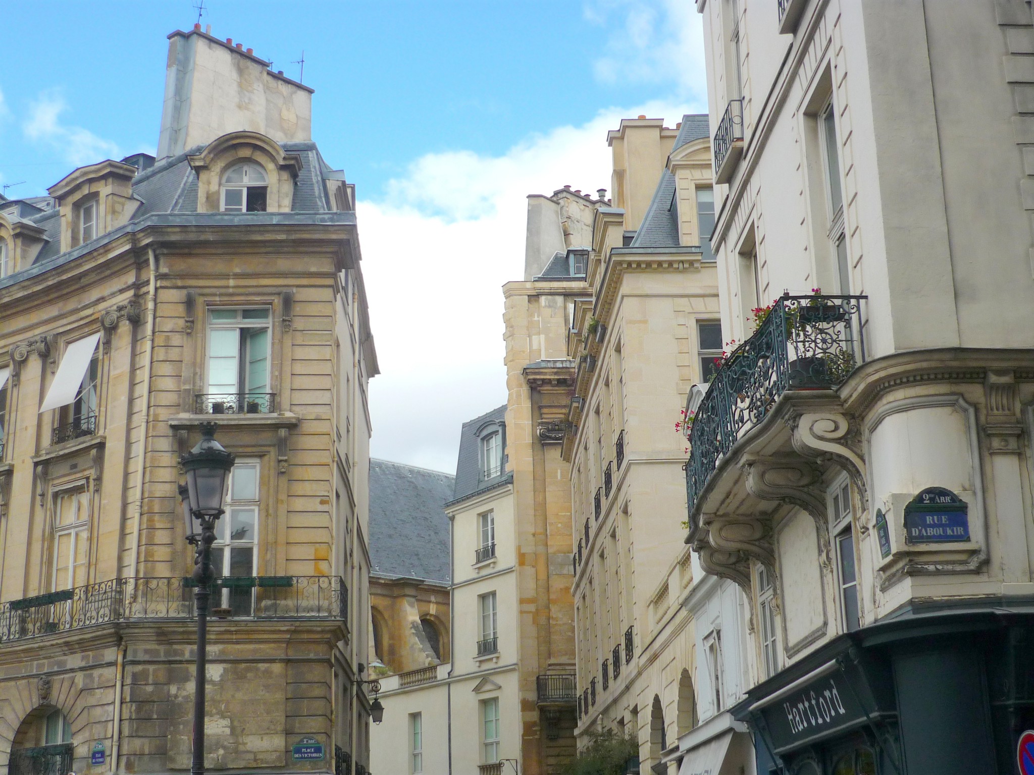 Visit Paris - A Guide to the 2nd Arrondissement