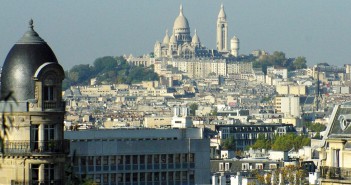 Sacré-Coeur from Buttes Chaumont © French Moments