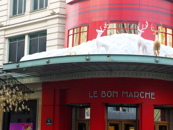 Christmas at Le Bon Marché © French Moments