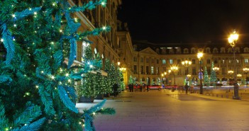Place Vendôme at Christmas 02 © French Moments