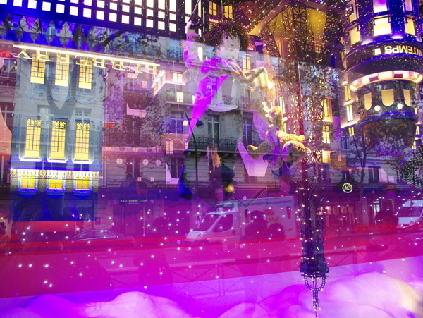Christmas Windows of Printemps Haussmann © French Moments