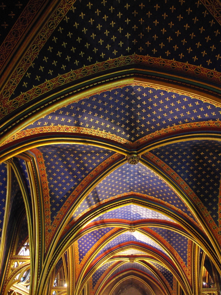 The Vaults of the Lower Chapel of Sainte-Chapelle © French Moments