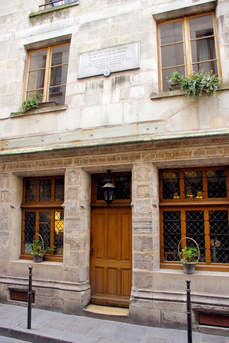 Maison de Nicolas Flamel, Paris © French Moments