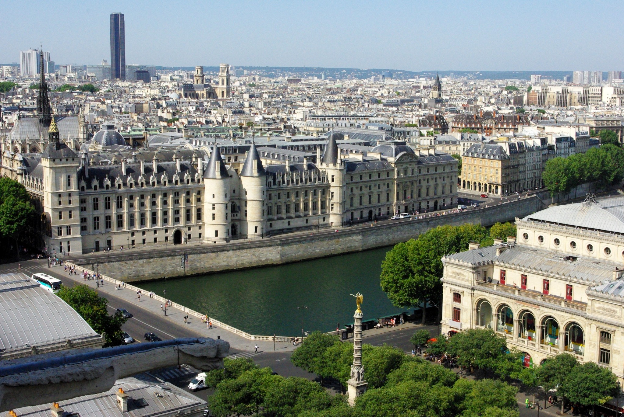 Panoramic View from Tour Saint-Jacques copyright French Moments