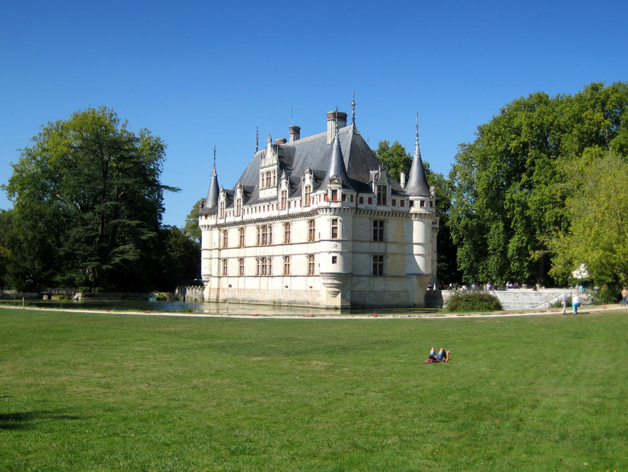 Azay-le-Rideau © Stabron - licence [CC BY-SA 3.0] from Wikimedia Commons