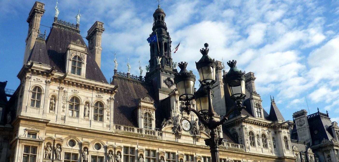 Paris City-Hall - French Moments
