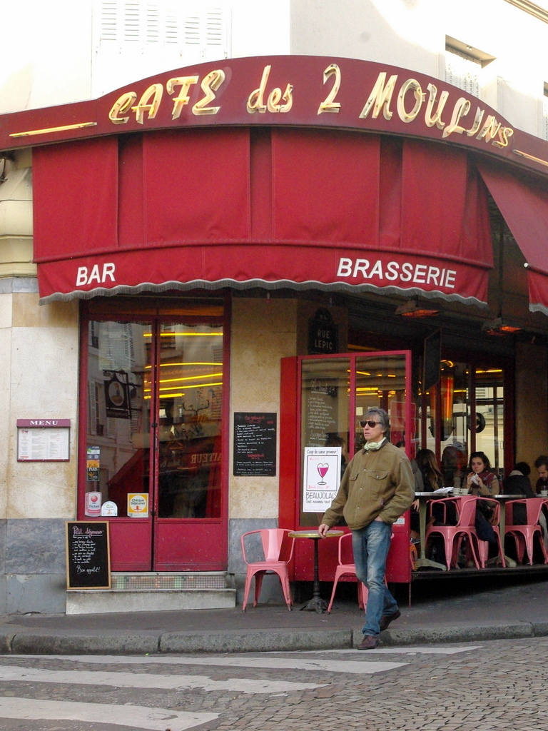 Café des 2 Moulins, Rue Lepic © French Moments