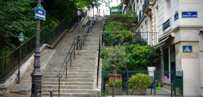 Stairs of rue Ronsard in Montmartre © French Moments