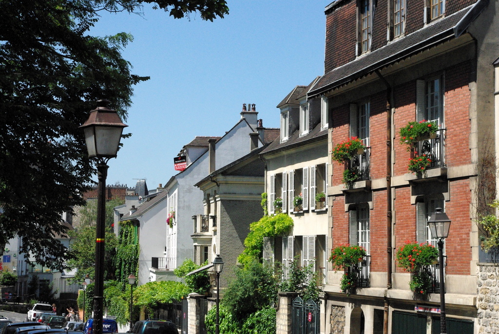 luxurious locations in Paris - Montmartre © French Moments