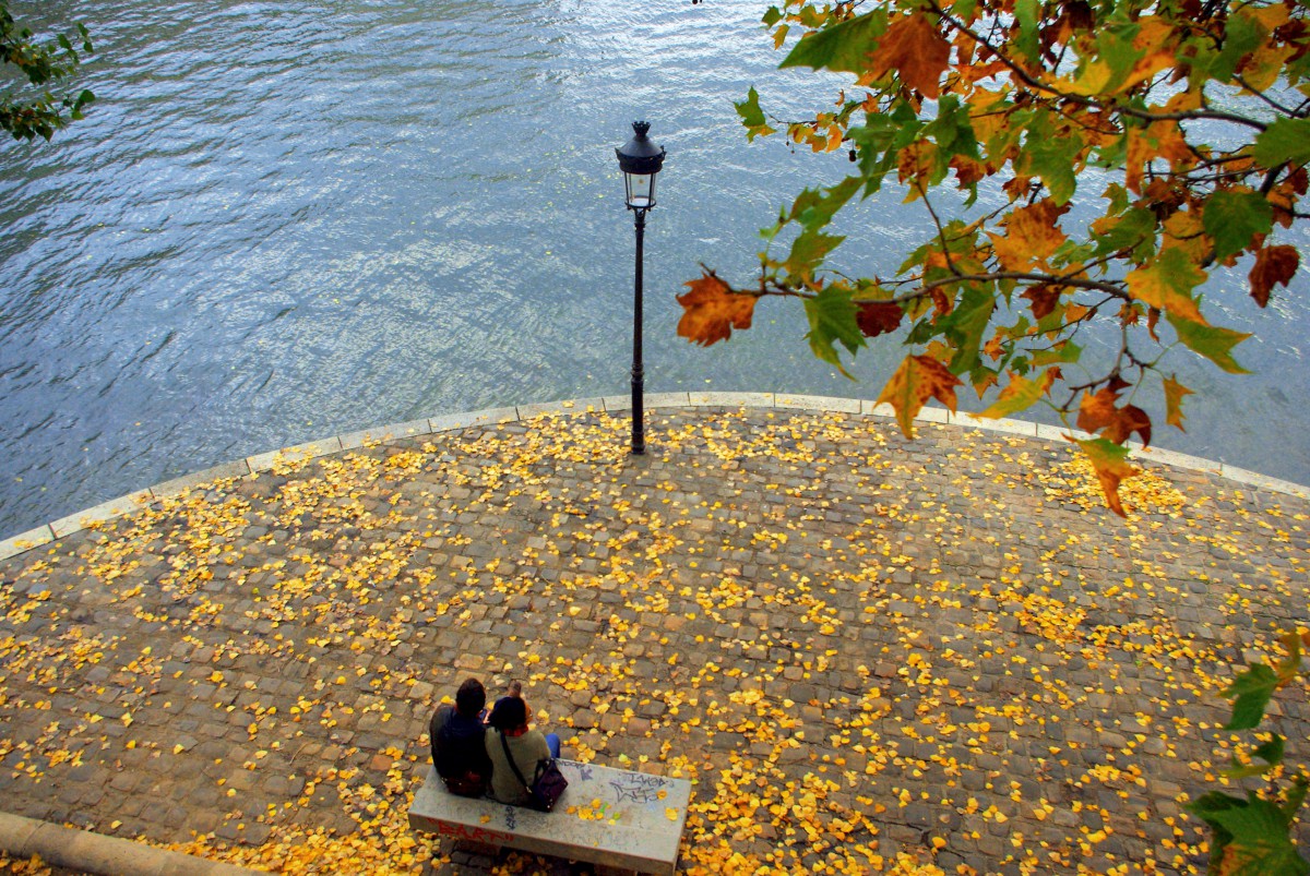 Autumn in Paris © French Moments